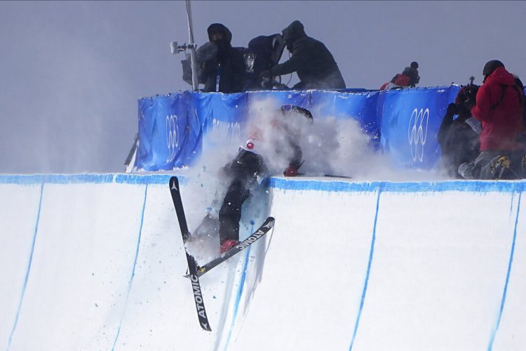 'Openly British' Gus Kenworthy wraps up Olympics his way